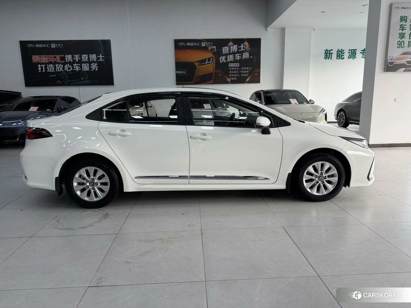 Toyota Corolla id 4461418 из Китая 11