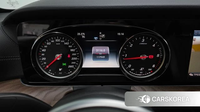 Mercedes-Benz E-Class W213 id 4856039 из Кореи 31