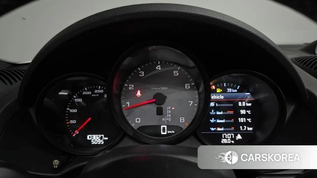 Porsche 718 Boxster id 4742380 из Кореи 32