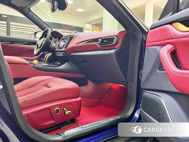 Maserati Levante id 3889923 из Китая 13
