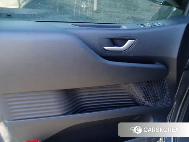 Hyundai Staria id 3453315 из Кореи 18