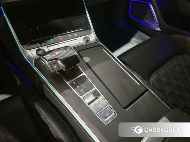 Audi A6L id 4278977 из Китая 22