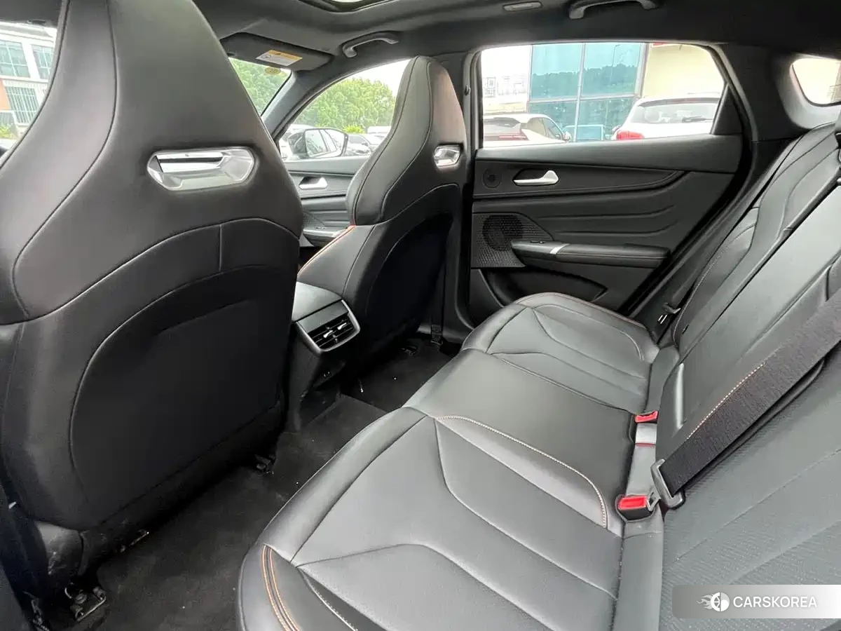Chang'an Changan UNI-V id 4589427 из Китая 11