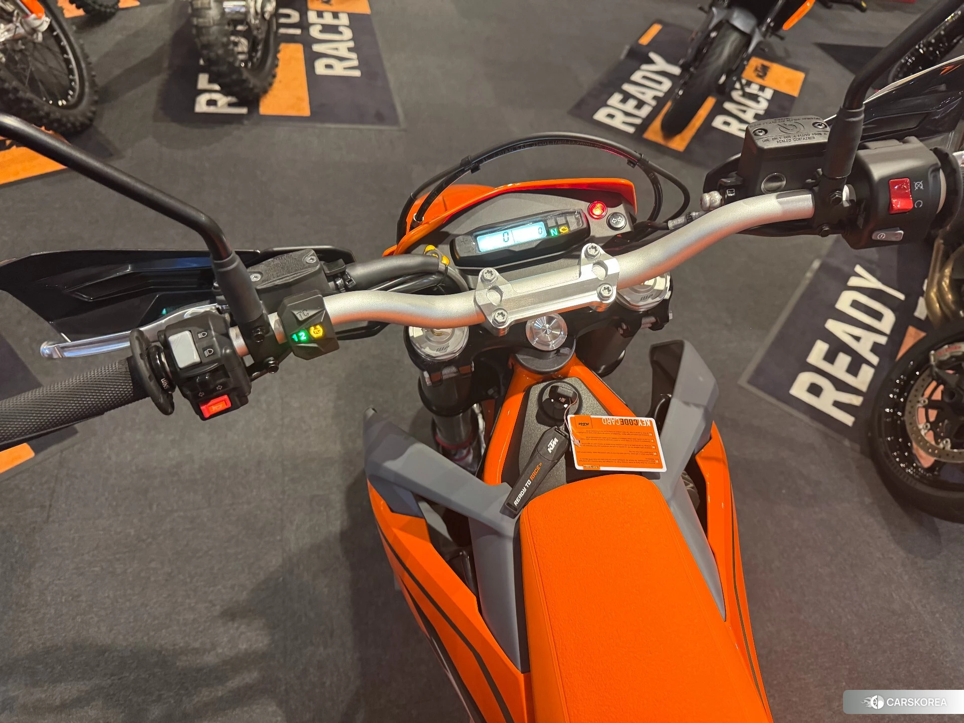 KTM 690 ENDURO R id 4320494 из Японии 8