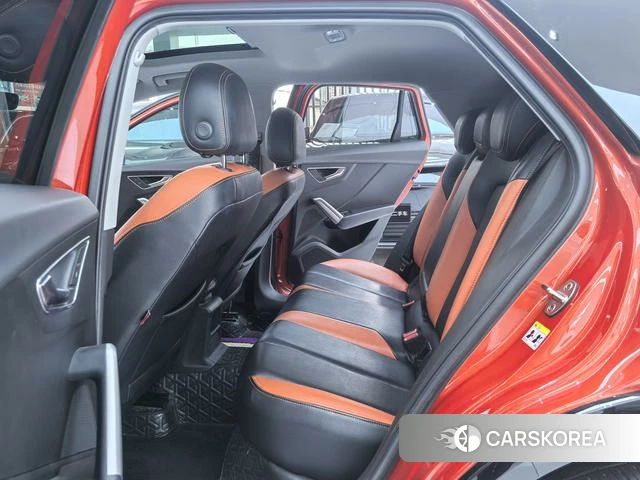 Audi Q2L id 4320989 из Китая 13