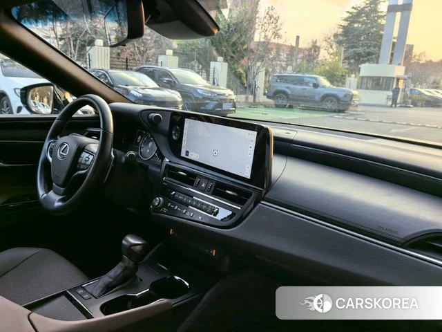 Lexus ES id 4262223 из Китая 15