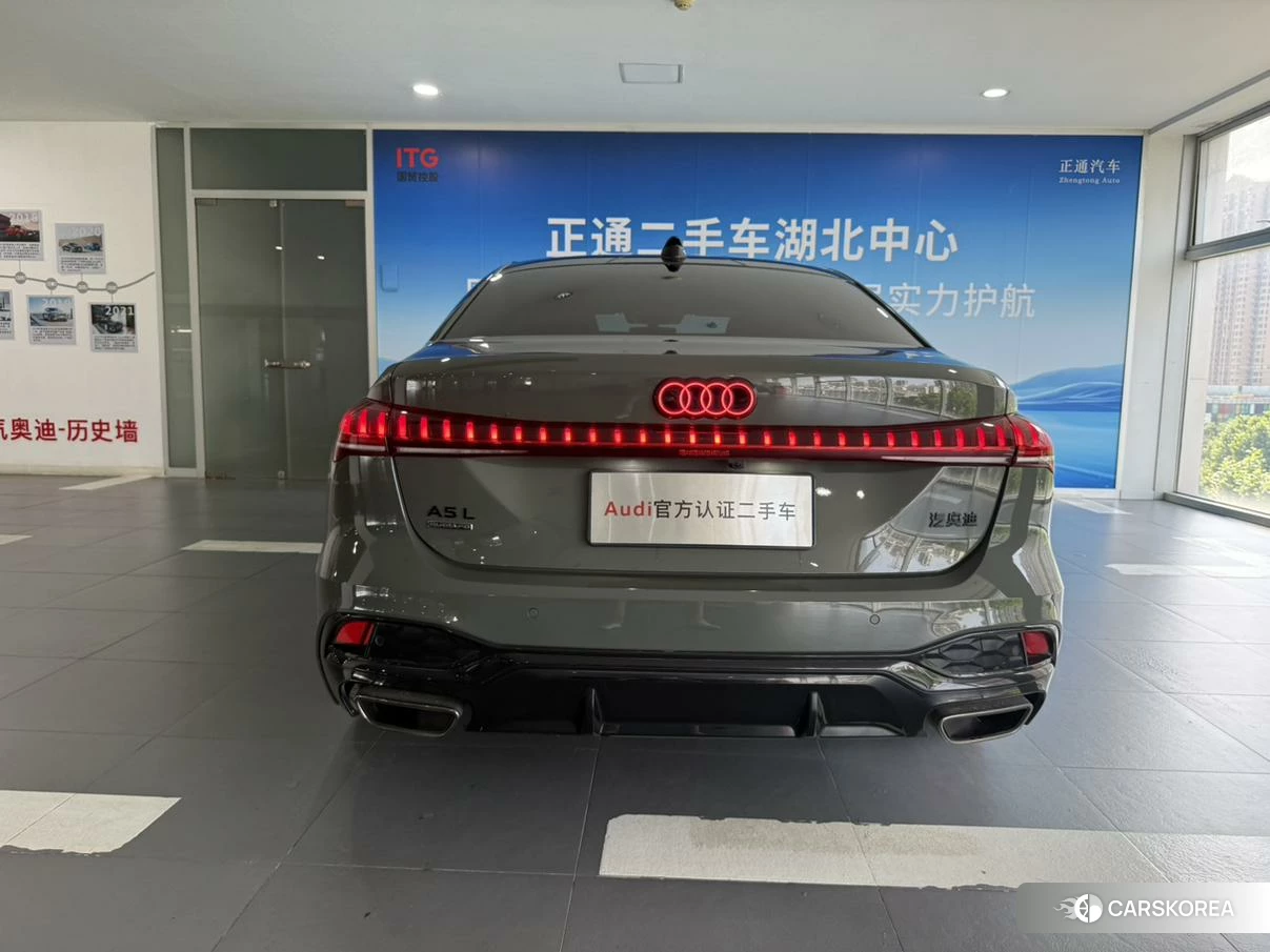 Audi A5L id 4512458 из Китая 25