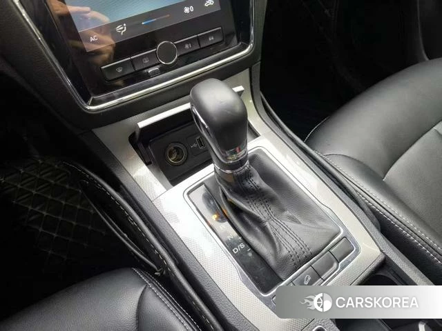 Roewe RX5 id 4253303 из Китая 13