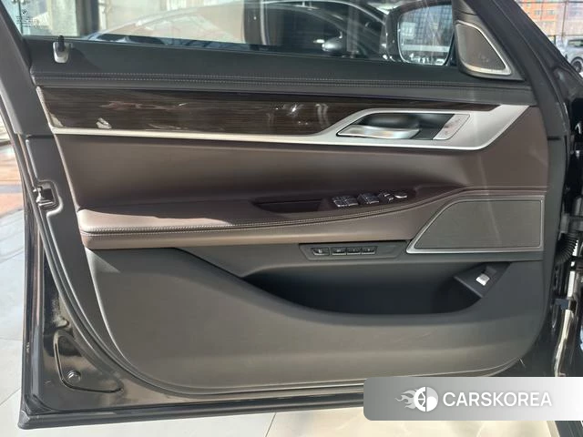 BMW 7 series id 4256854 из Китая 22