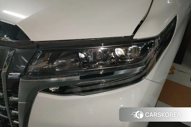 Toyota Elfa id 4258055 из Китая 15
