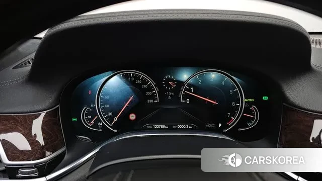 BMW 7 Series (G11) id 3622572 из Кореи 18