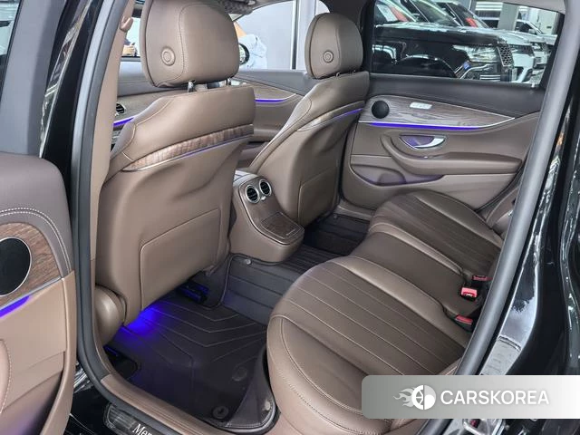 Mercedes-Benz E-class id 4208963 из Китая 12