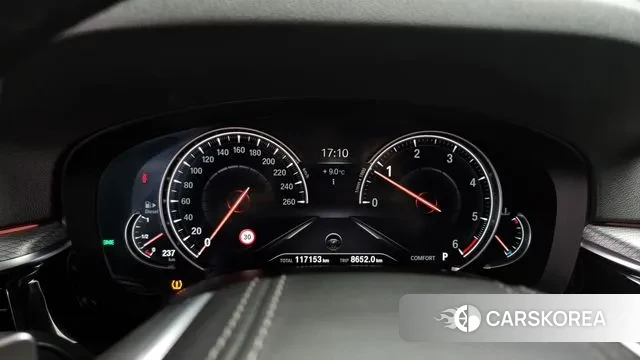 BMW 5 Series (G30) id 3494826 из Кореи 18