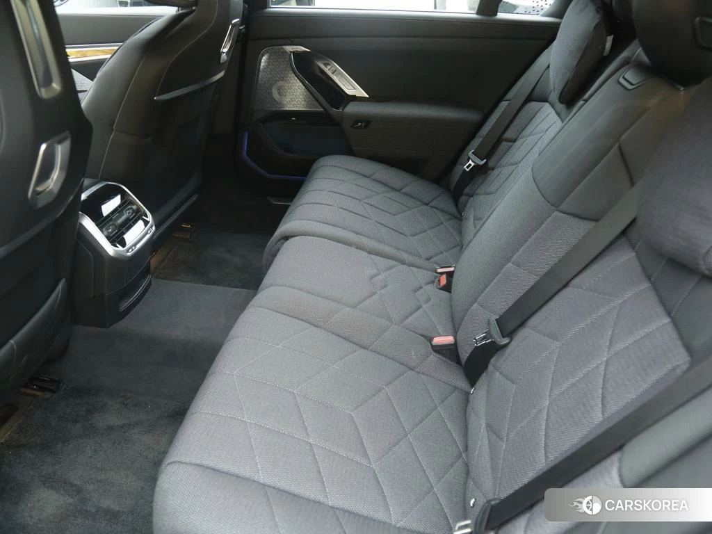 BMW i7 id 4452293 из Китая 16