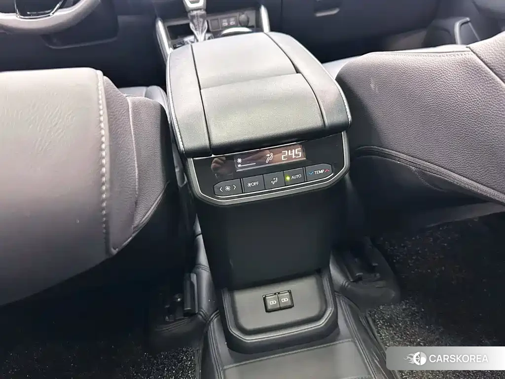 Toyota Crown id 4628120 из Китая 18