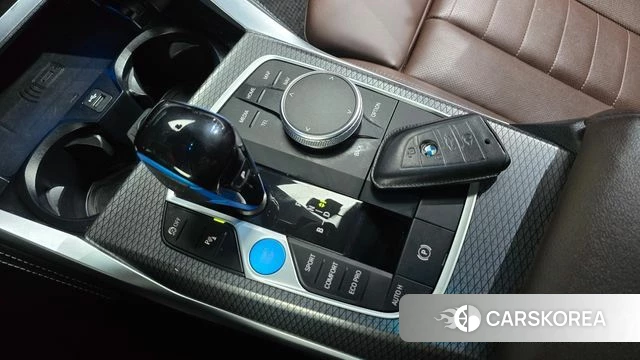 BMW i4 id 3883602 из Кореи 18