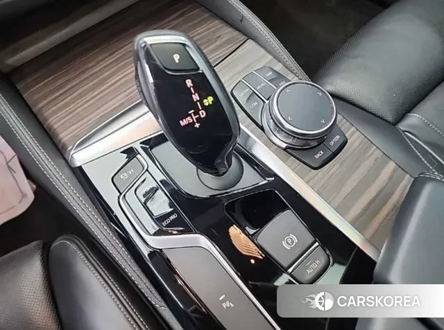 BMW 5 Series (G30) id 3766524 из Кореи 17