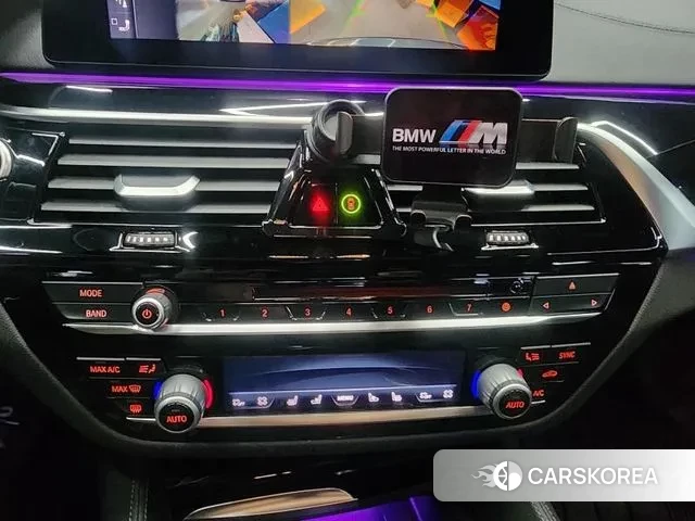 BMW 5 Series (G30) id 3444611 из Кореи 8