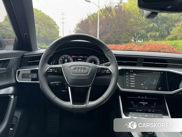 Audi A6L id 4265145 из Китая 13