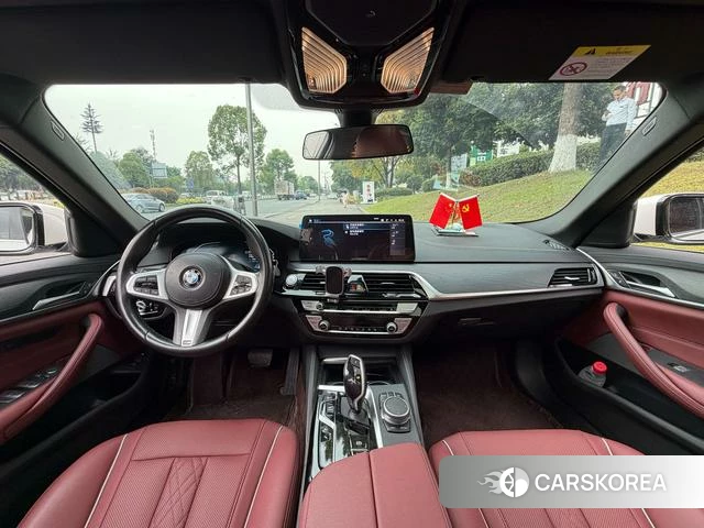 BMW 5 series PHEV id 4258917 из Китая 12