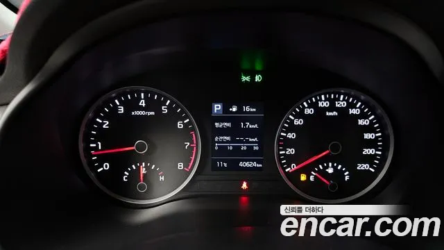 Kia Stonic id 2405110 из Кореи 18