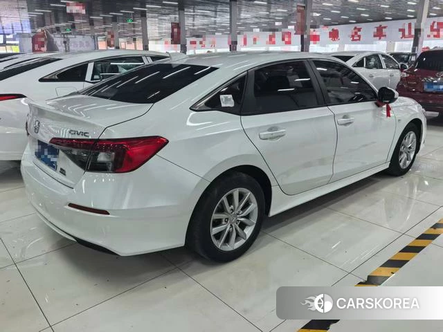 Honda Civic id 4353515 из Китая 8