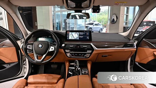 BMW 5 Series (G30) id 4586523 из Кореи 18
