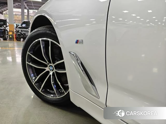 BMW 5 series id 4278104 из Китая 14