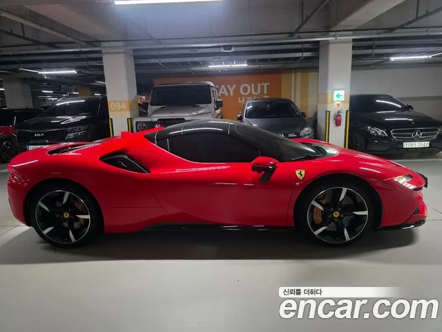 Ferrari SF90 Spider id 2666435 из Кореи 8