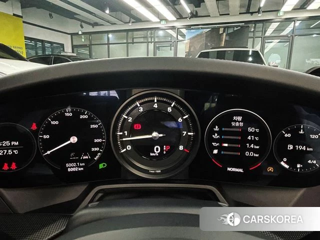 Porsche 911(992) id 3914352 из Кореи 18