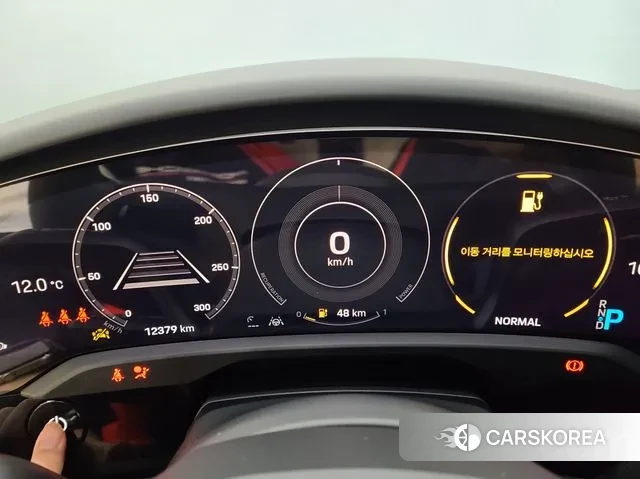 Porsche Taycan id 3763447 из Кореи 18