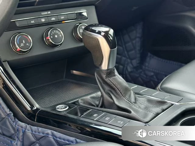 Volkswagen Passat id 4258911 из Китая 13