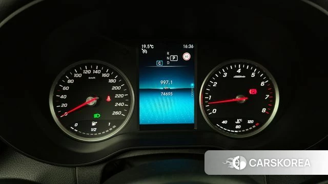Mercedes-Benz C-Class W205 id 4250723 из Кореи 29