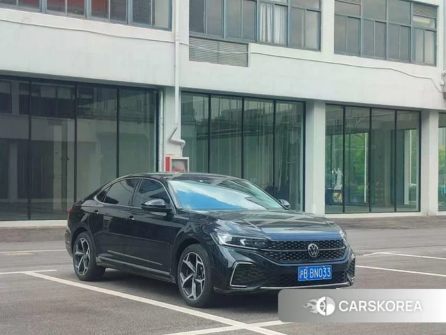 Volkswagen Passat id 4238783 из Китая 12