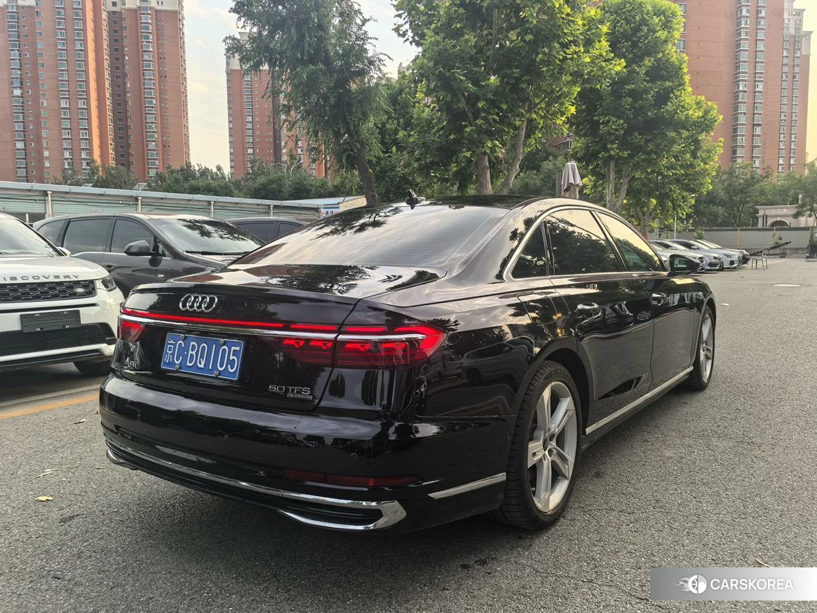 Audi A8 id 4513614 из Китая 8