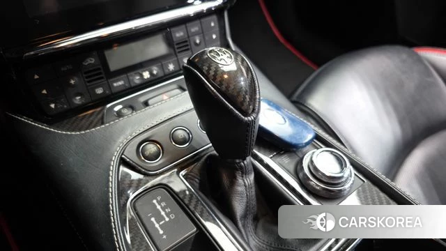 Maserati GranTurismo id 3905923 из Кореи 18