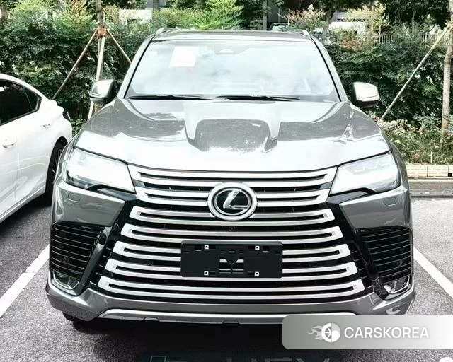 Lexus LX id 4259835 из Китая 12