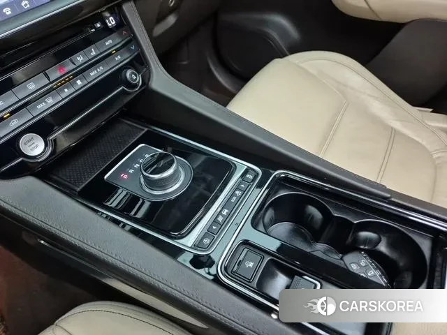 Jaguar F-PACE id 2997452 из Кореи 18