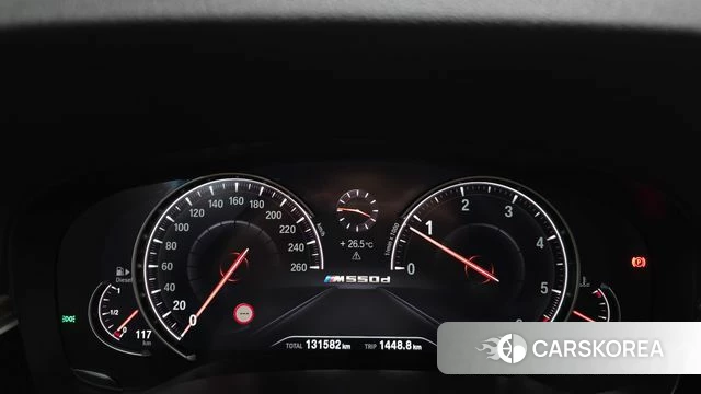 BMW 5 Series (G30) id 4483056 из Кореи 18