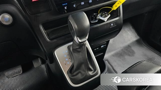 Hyundai Staria id 3851216 из Кореи 18