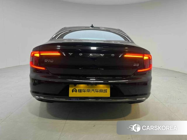 Volvo S90 id 3896299 из Китая 18