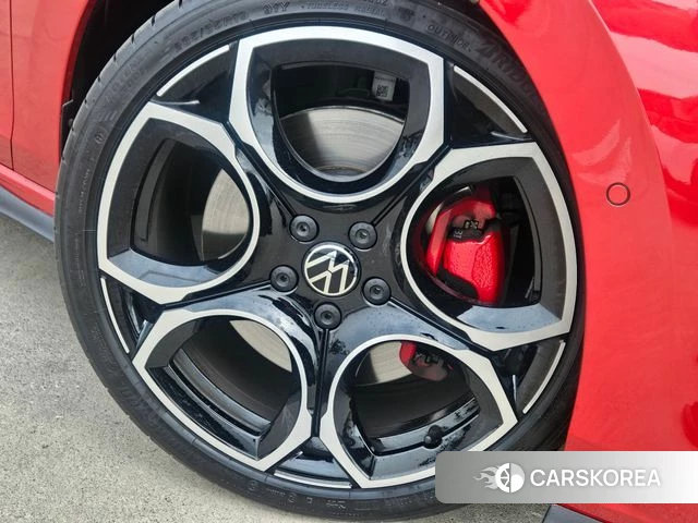 Volkswagen Golf 8th Generation id 3896353 из Кореи 18