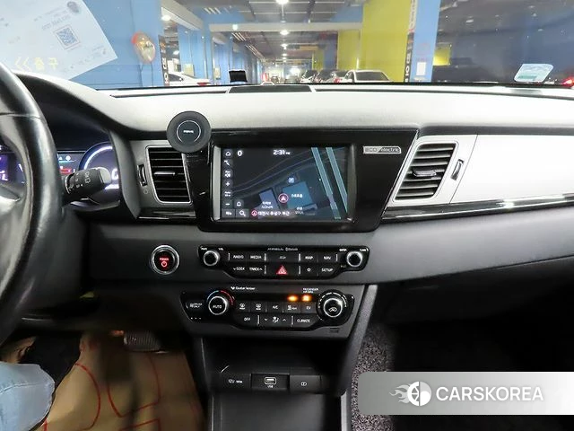 Kia Niro EV id 3808154 из Кореи 18