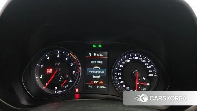 Hyundai Veloster (JS) id 3911690 из Кореи 19