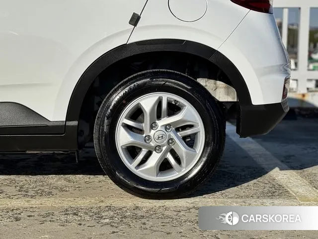 Hyundai Venue id 3439603 из Кореи 18