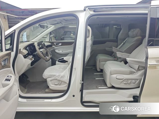 Roewe iMAX8 EV id 4206985 из Китая 22
