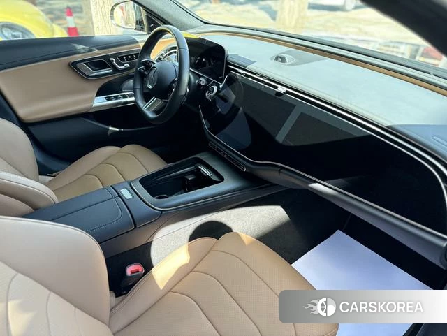 Mercedes-Benz E-class id 4256648 из Китая 19