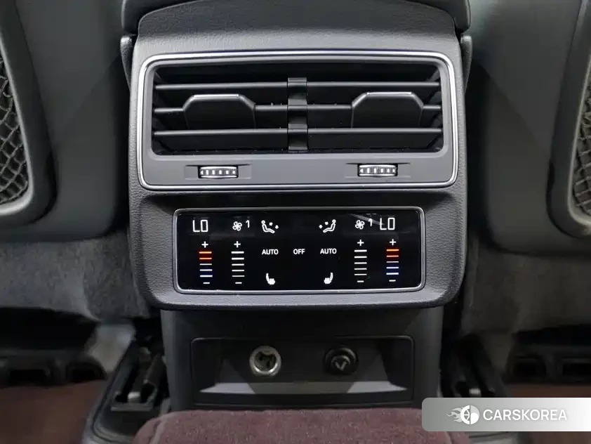 Audi Q7 id 4655145 из Китая 15