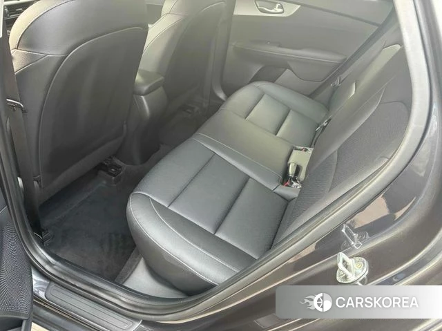 Kia Come New K3 id 3856564 из Кореи 16