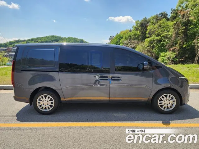 Hyundai Staria id 2692719 из Кореи 18